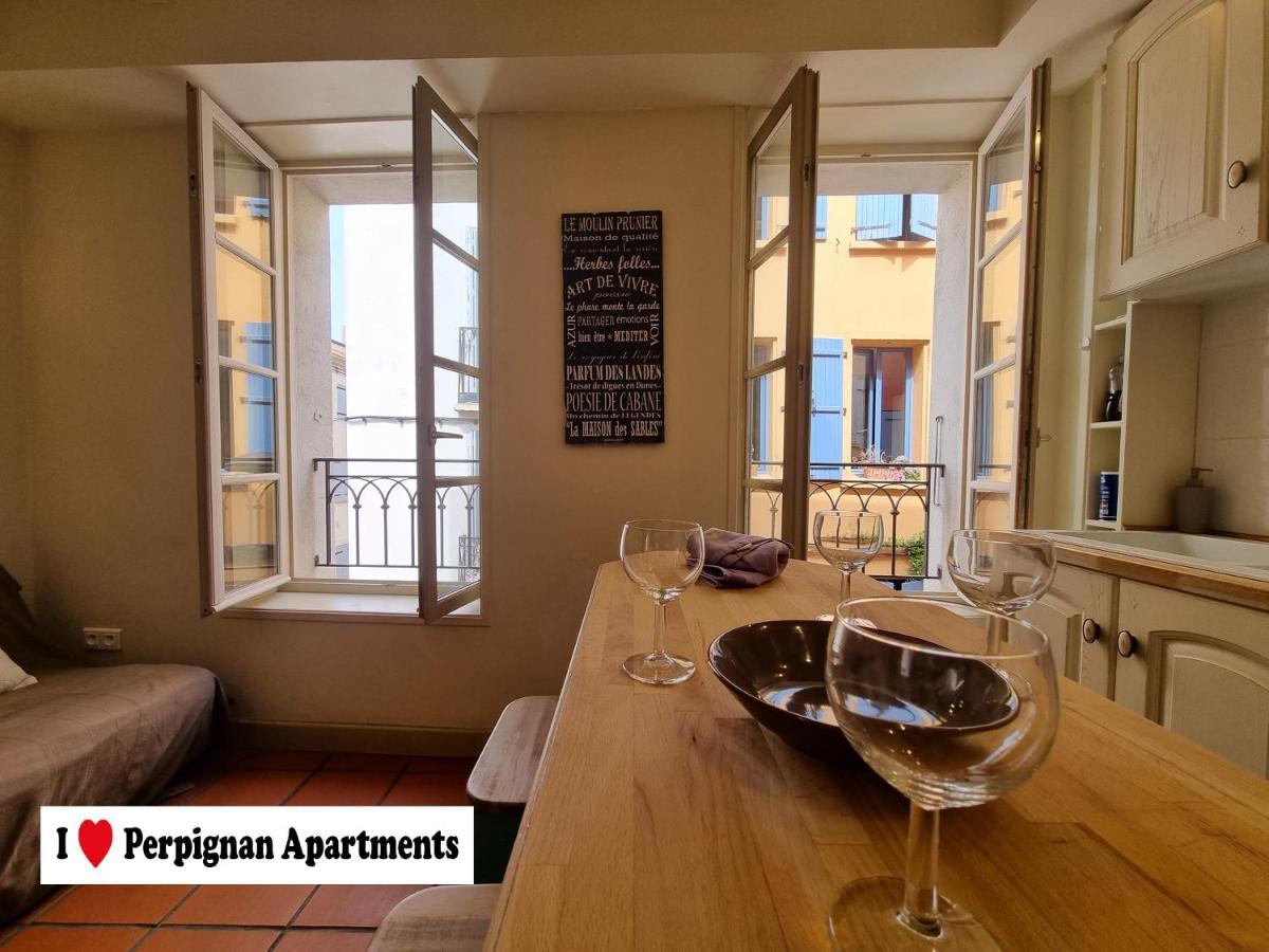 Apartment I 10 *